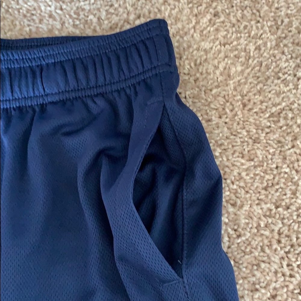 Boy’s Reebok Shorts - Picture 2 of 5